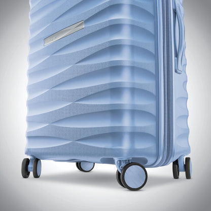 Voltage DLX Global Carry-On Spinner