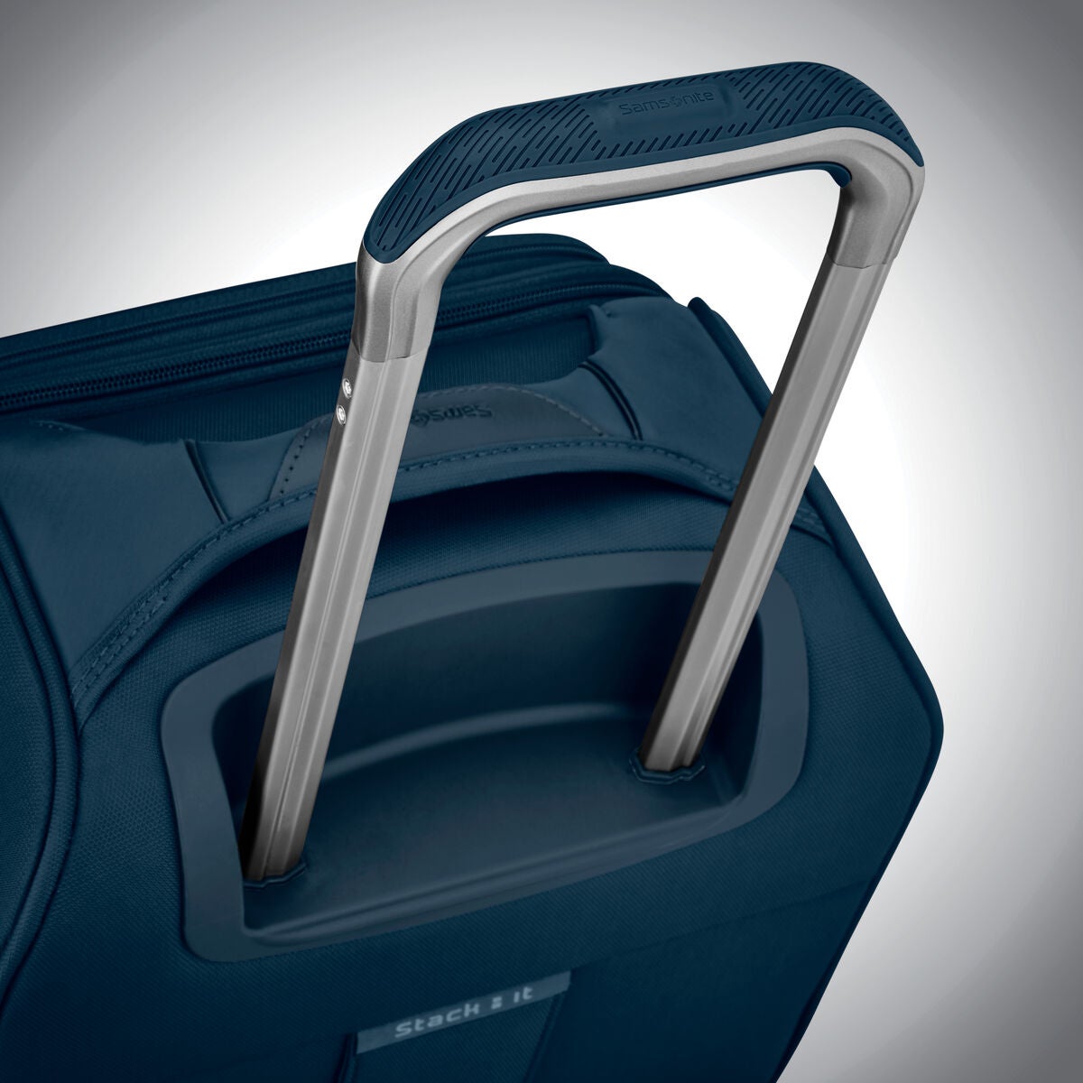 Theorym Softside Medium Spinner