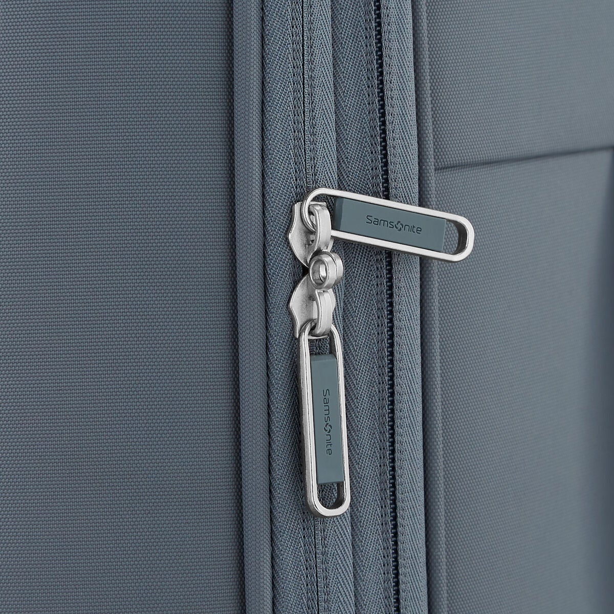 Elevation™ Plus Softside Large Spinner