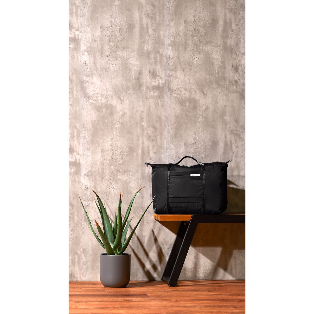 UpLIFT Weekender Duffel