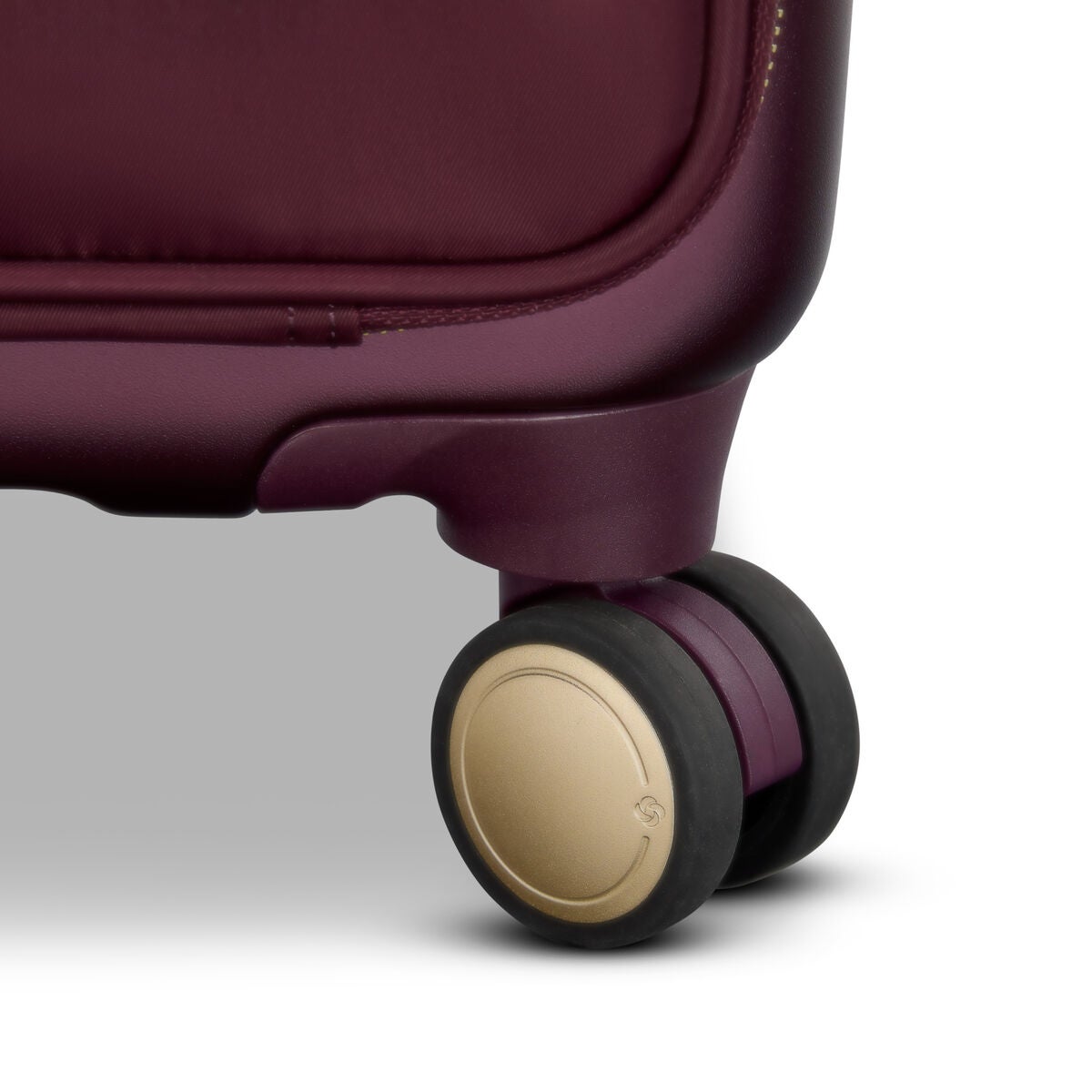 Mobile Solution 2 Carry-On Spinner