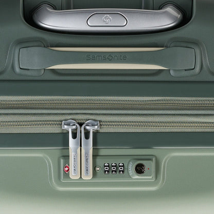 Freeform Carry-On Spinner